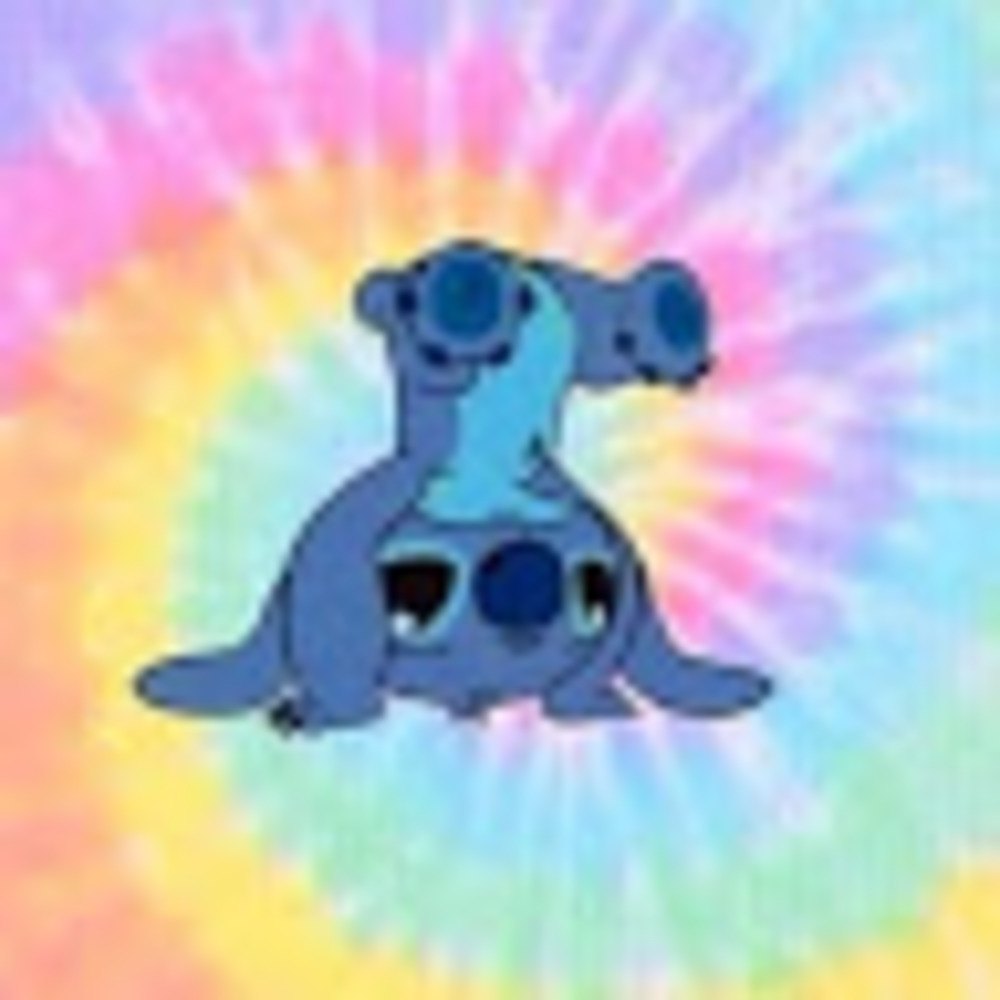 Meet your Posher, Emilia